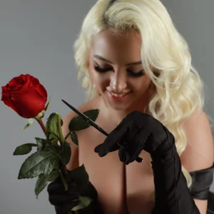 VictoriaMorrone Glam black Pic 6