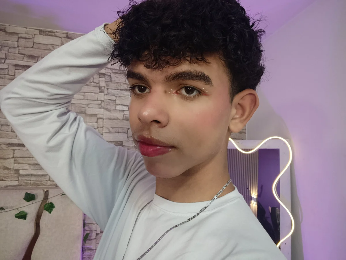 keahi_tay 님의 트렌드 중인 사진  4677개