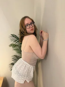 AmberLilyy Public Pic 2