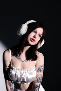 HoneyGold_ Public Immagine  3