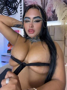 🎃 Your October temptation 😈 de Lairahearvy  2 Imagens