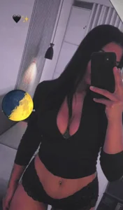 MelissaSaenzgh_ Welcome to my room Immagine 