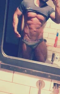 ladytits18 Public Poză 3