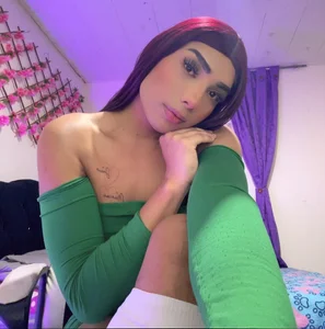 caribbean_passion_ WHAT A BEAUTIFUL GIRL💚😻👄 Hình 4