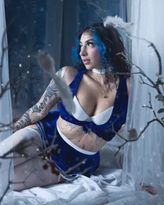 SaturnooStonee Christmas 2025 Pic 4