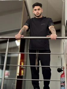 TroyWadee Free Content Poză