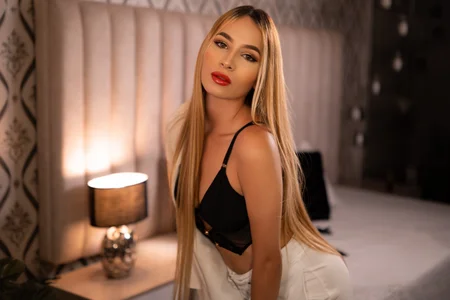 chiarabonds Public صورة واحدة|chiarabonds Public صورتان|chiarabonds Public  صور|chiarabonds Public  صورة