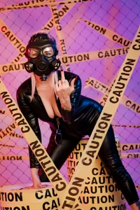 MistressAndre Caution, Mistress Pic