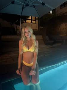 kenziesmithh Public Pic