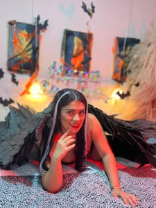 leylla_ Halloween 2026 Pic 6