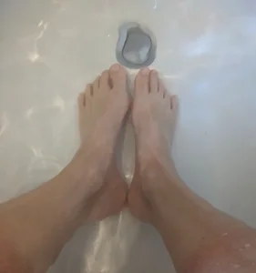 Bee_HoneyX kullanıcısının Feet albümü -  4 fotoğraf