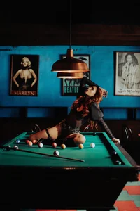 "Your fantasy starts with a shot ... and ends in my bed." de TaniaSmith1  2 Imagens