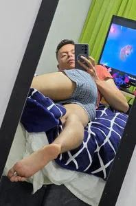 Damiianm Public зображення