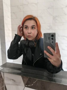 RavenVespera photos in the mirror Poză 4