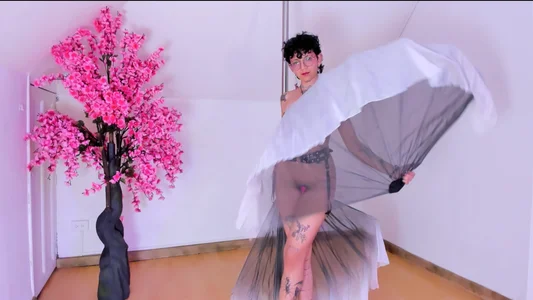 Calioperoux sexy caliope horny for you Billede 2