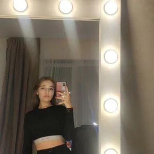 Public de MiaBerlateen  4 Imagens