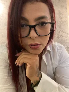 Mia_milf_x secretary style Pic 4