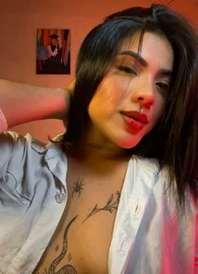 Maryybellax LOOK AT ME Immagine  4