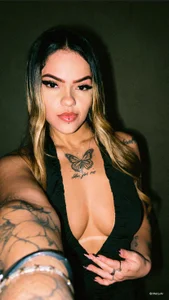 Intensa de Gatinhaintensa  2 Imagens