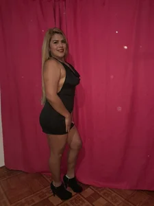 akamilasweetcm101 Public Pic 3