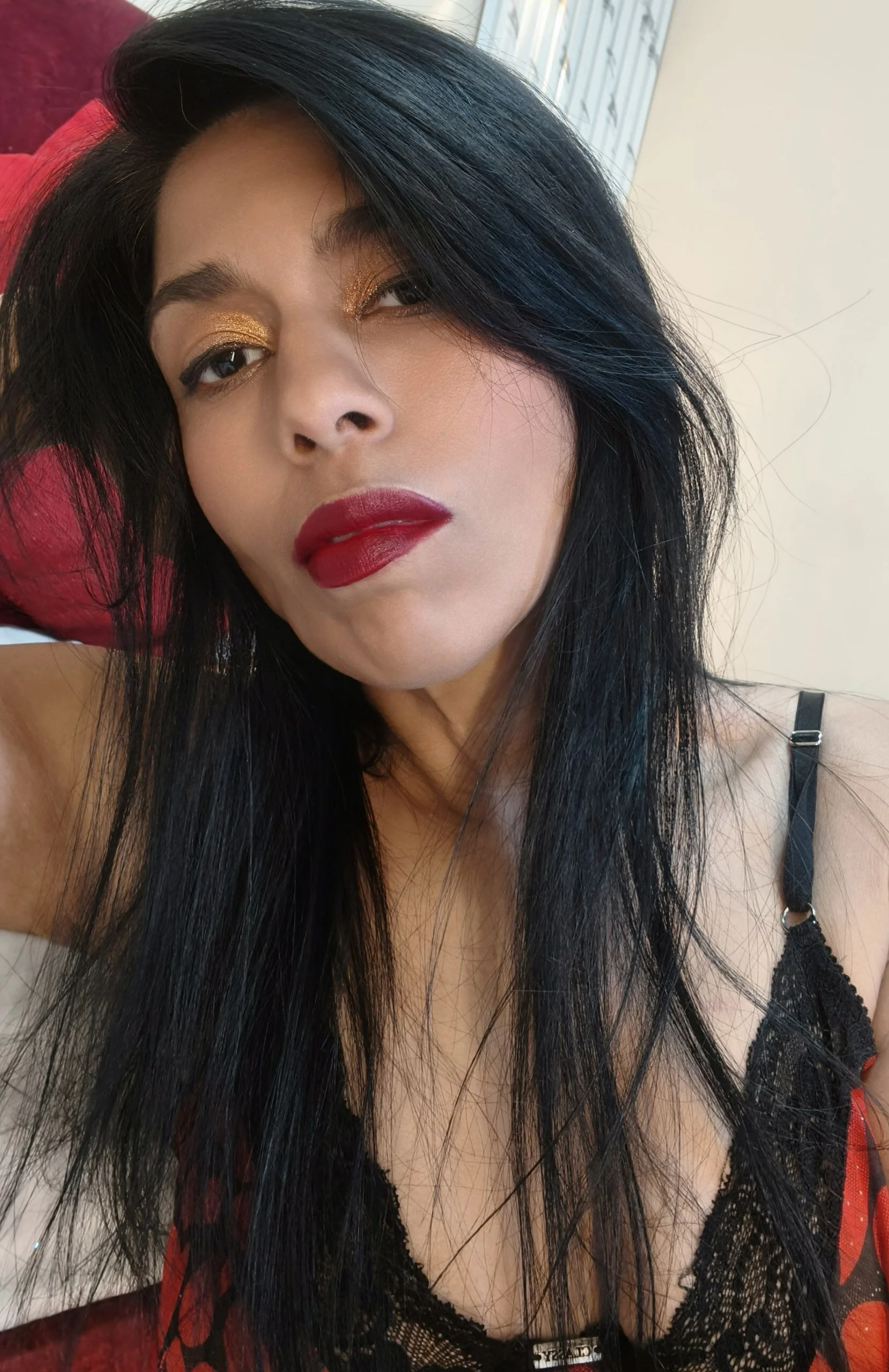 KarolVIPXXX Would you like to help me reach 1000 likes?😏 Foto 2