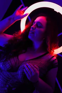 Stacy_millerr1 Neon sexy girl 💚💜💙 Pic 2