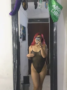 Addison_Bae Public Pic 3
