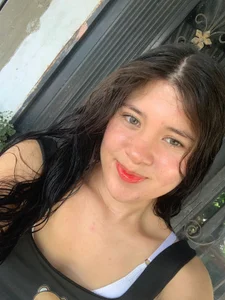 Isabella_Dawn Public Pic 2