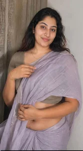 Mallu-Ria Public Pic 4
