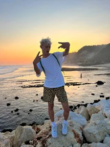 Public de Leonlure  3 Imagens