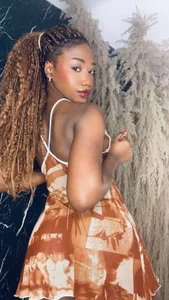 Ebony-petitee ✨ Pic 3