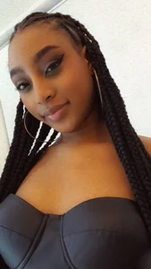 Adelehottman Public Poză 2