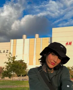 Ameliewitte_ Public зображення 6