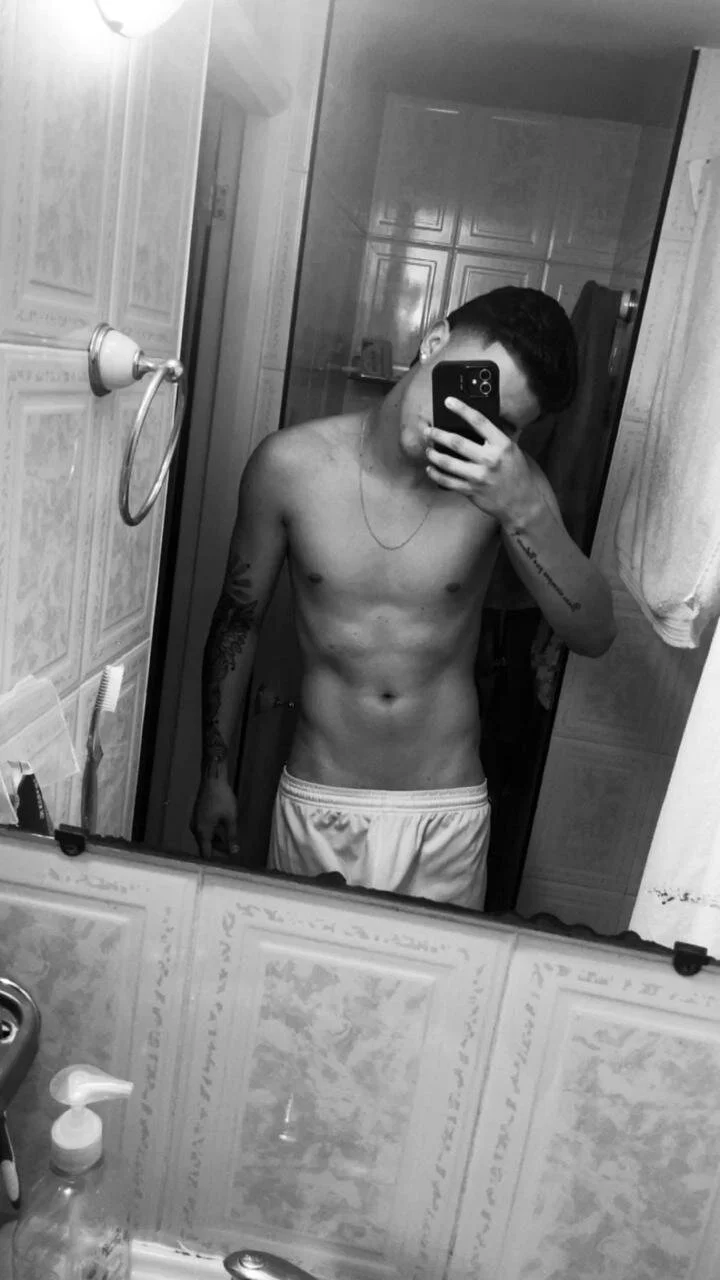 liaamsmiith_ immagine di tendenza 5591