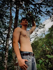 No Limits 🔥 od Tiaan_BigCock  5 snímek