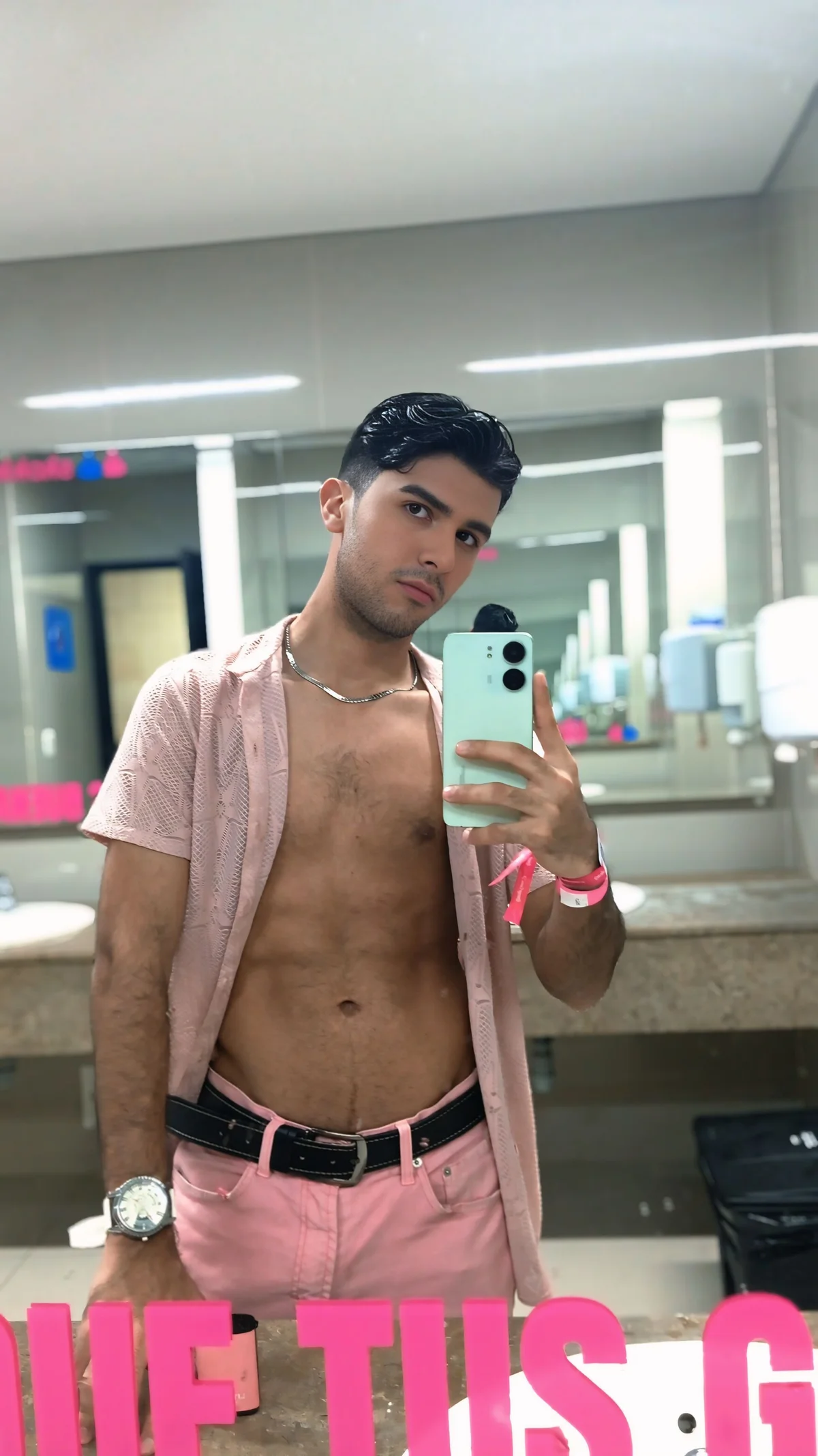 RodrigoColby2 immagine di tendenza 5284