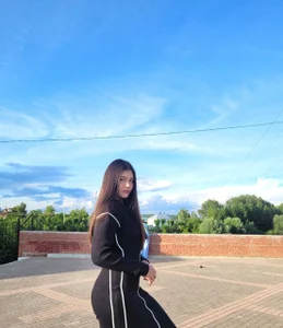 Albi_Glow Public Pic 3