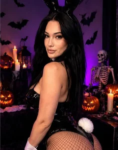 SandraBabeXO 🎃Thriller Night: Trick or Tease Gambar 2