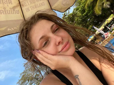 mercedescuteeのsummer vibezzzの枚の写真