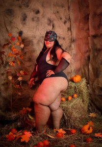 LunaaSweett kullanıcısının Trick, Treat… or Something More 🎃 albümü -  fotoğraf