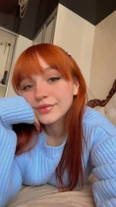 KatheyMichelfelder Radiance of Red Immagine  4