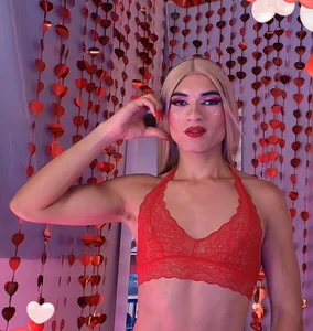 Emily_Castillo_1 Happy valentine's day😍🥰 Pic 9