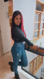 Sofia_rey_: Public ( 3 фото)