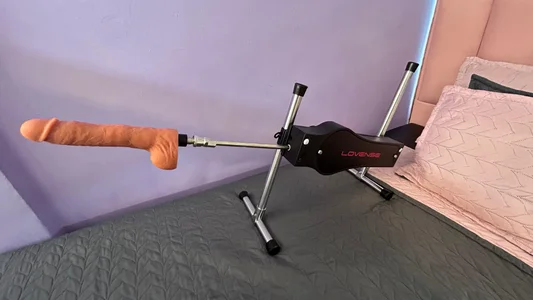 NEW LOVENSE FUCK MACHINE de dani_parker_ Foto 3