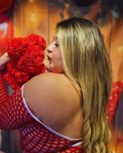 Kharla_Marin Valentine's Day ♥️💋 Pic 3