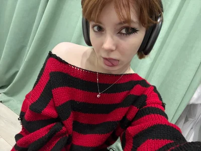 🥰𝒲𝒾𝓉𝒽 𝒶𝓃𝒹 𝓌𝒾𝓉𝒽𝑜𝓊𝓉 𝓂𝒶𝓀𝑒𝓊𝓅🥰 de MeviCoral Foto