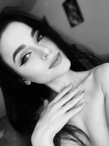 ElgaBlumer Public Pic 2