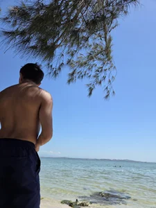 Eu de TiffBoy  2 Imagens