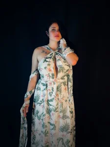 Dana_Jeins My favorite flower dress 💮🌼 Pic 5