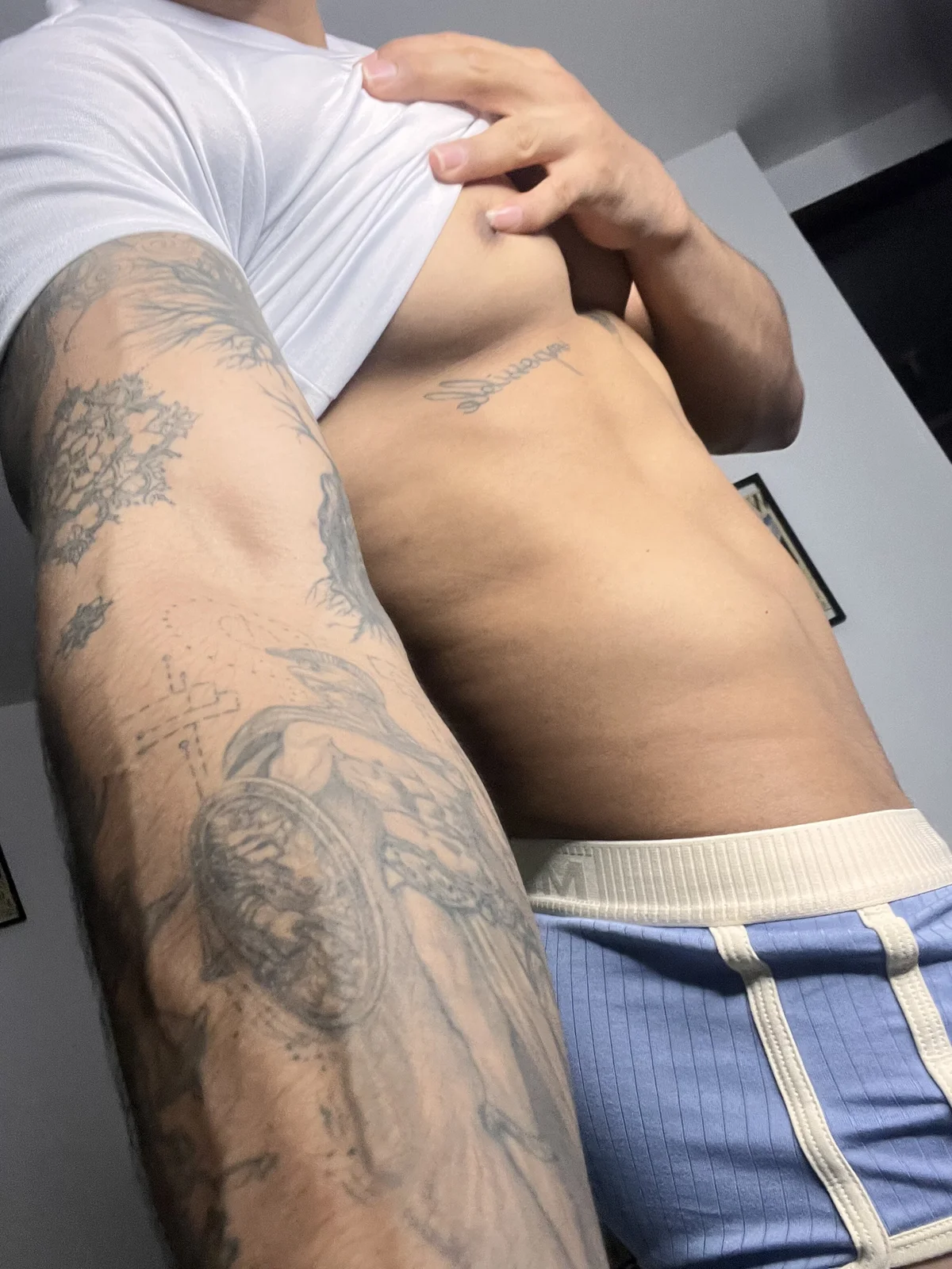  3035 Gambar Sohor Kini muscle_boyhorny
